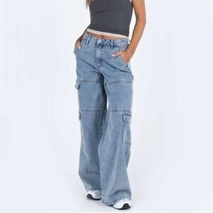 Princess Polly Tamba low rise Cargo jeans